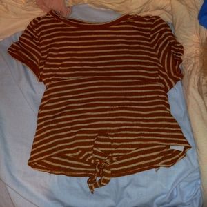 American Eagle stripped knotted tee shirt